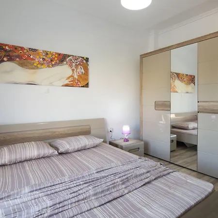 Michalis * Polígirosz