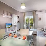 Appartement Michalis Polýgyros
